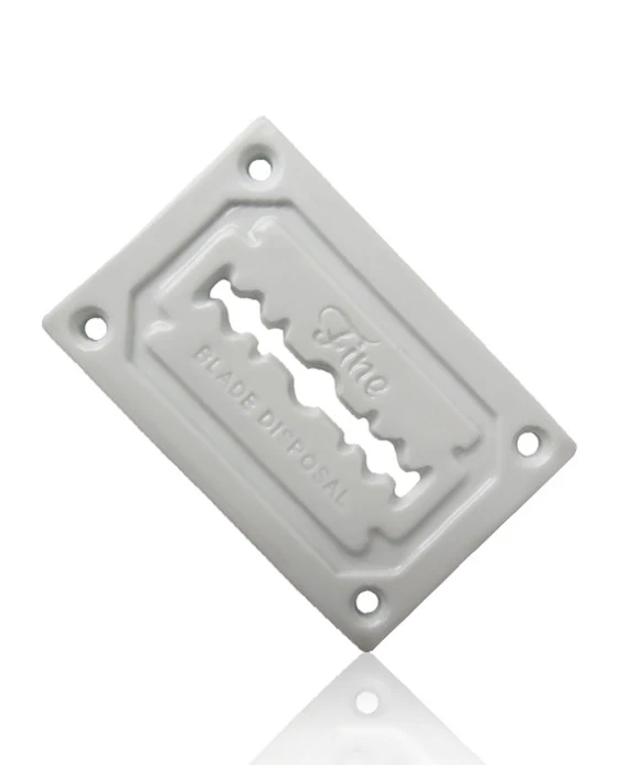 Fine Accoutrements Forever Classic Blade Bank