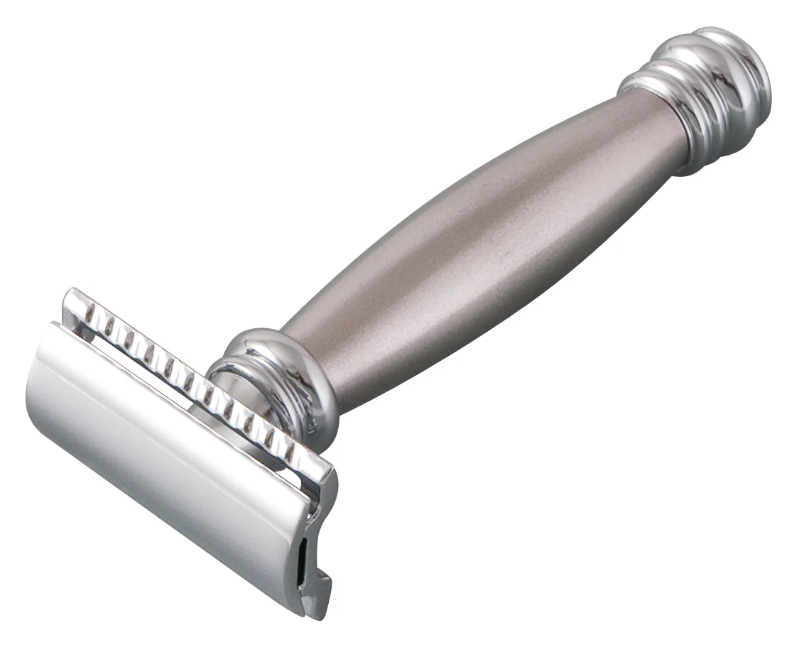 Merkur Double Edge Safety Razor, Straight Cut, Extra Long Stainless Steel Handle - Image 2