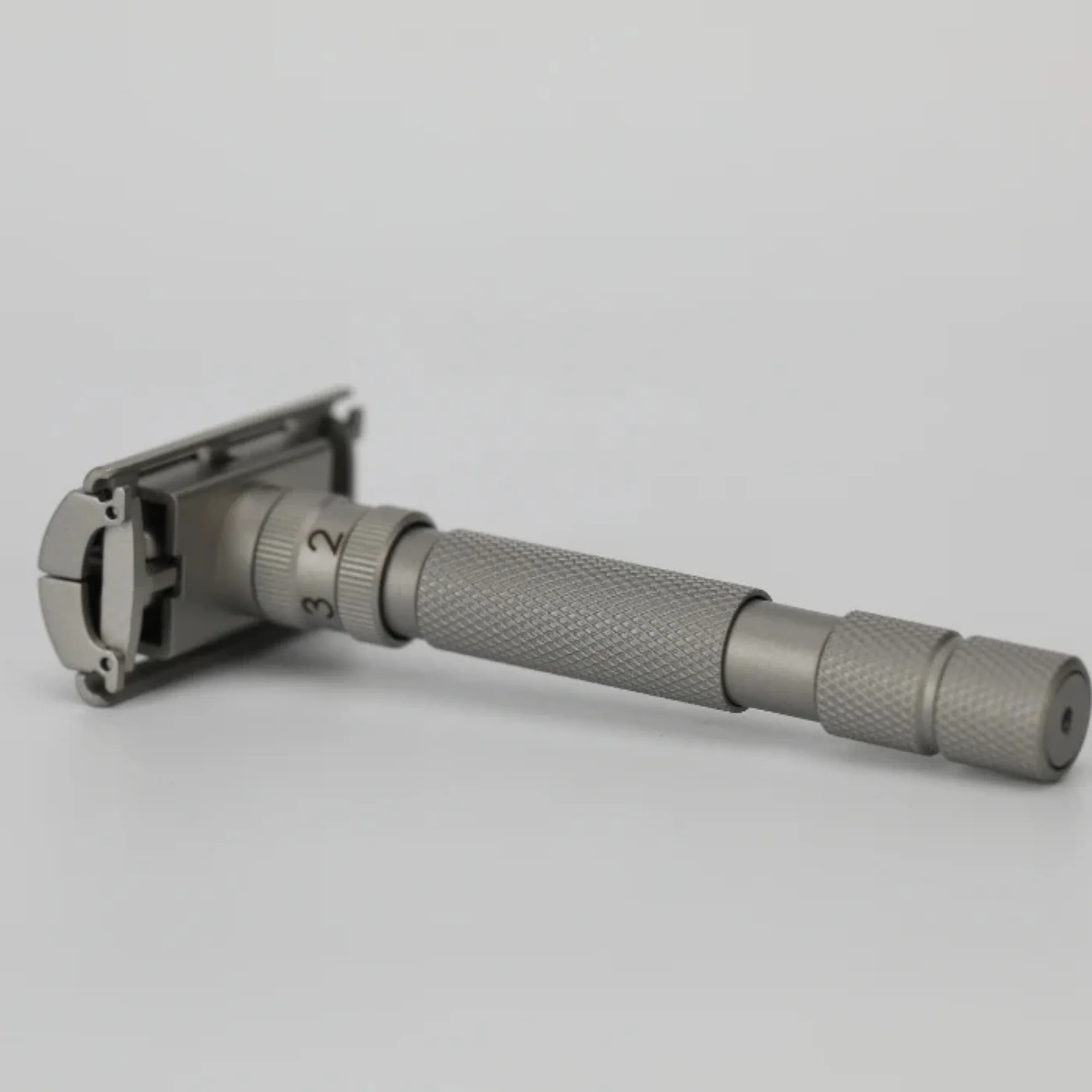 Rockwell T2 Adjustable Safety Razor - Stainless Steel - Image 2