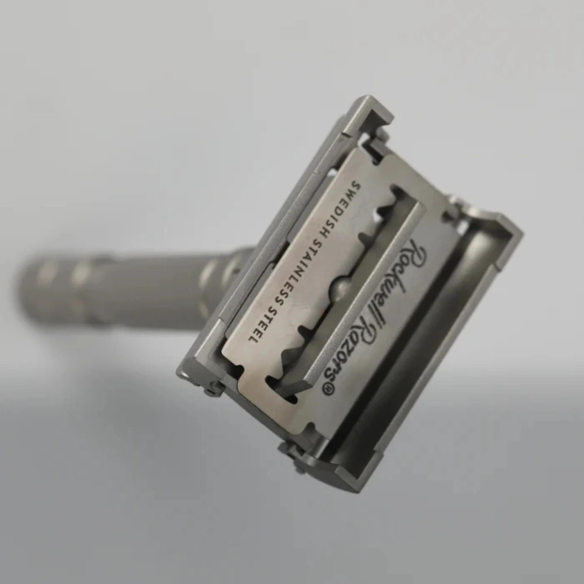 Rockwell T2 Adjustable Safety Razor - Stainless Steel - Image 3