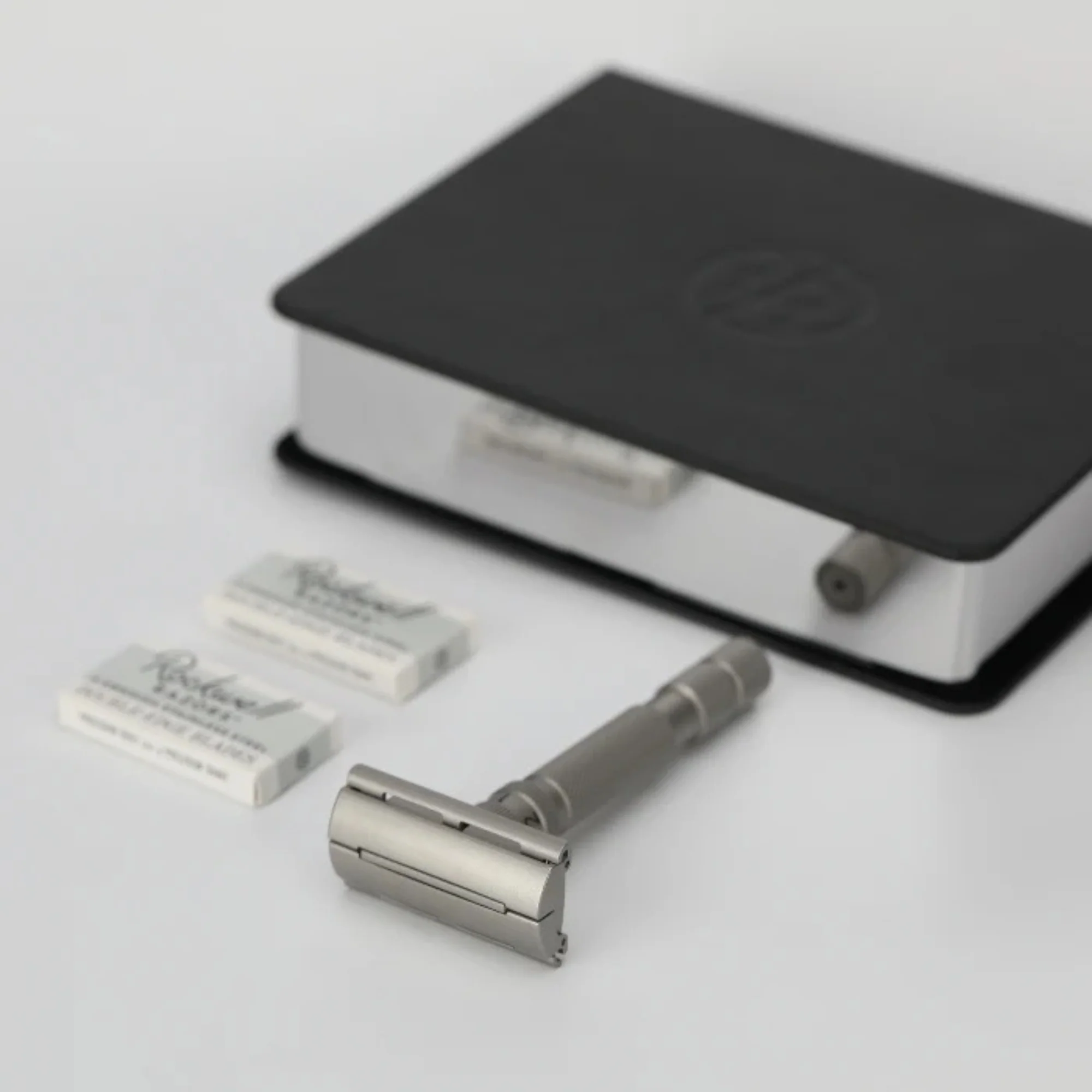 Rockwell T2 Adjustable Safety Razor - Stainless Steel - Image 5